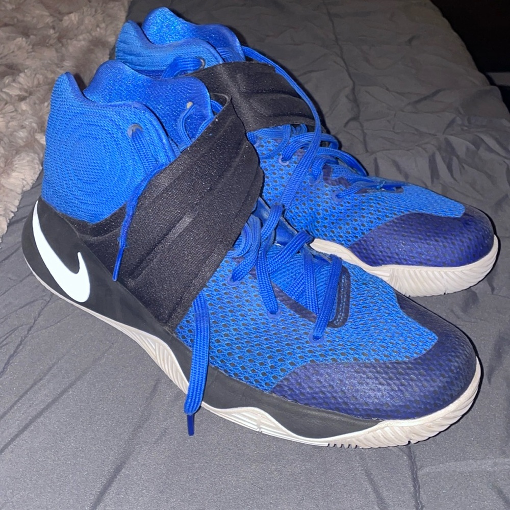 Kyrie 2 brotherhood